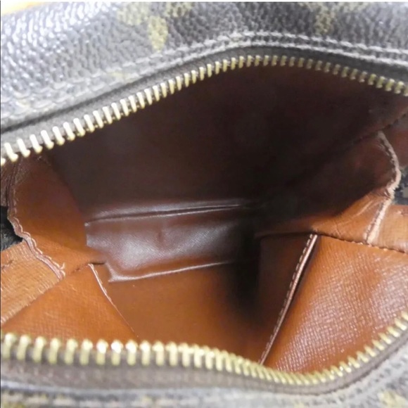 Louis Vuitton Amazon - Picture 5 of 6